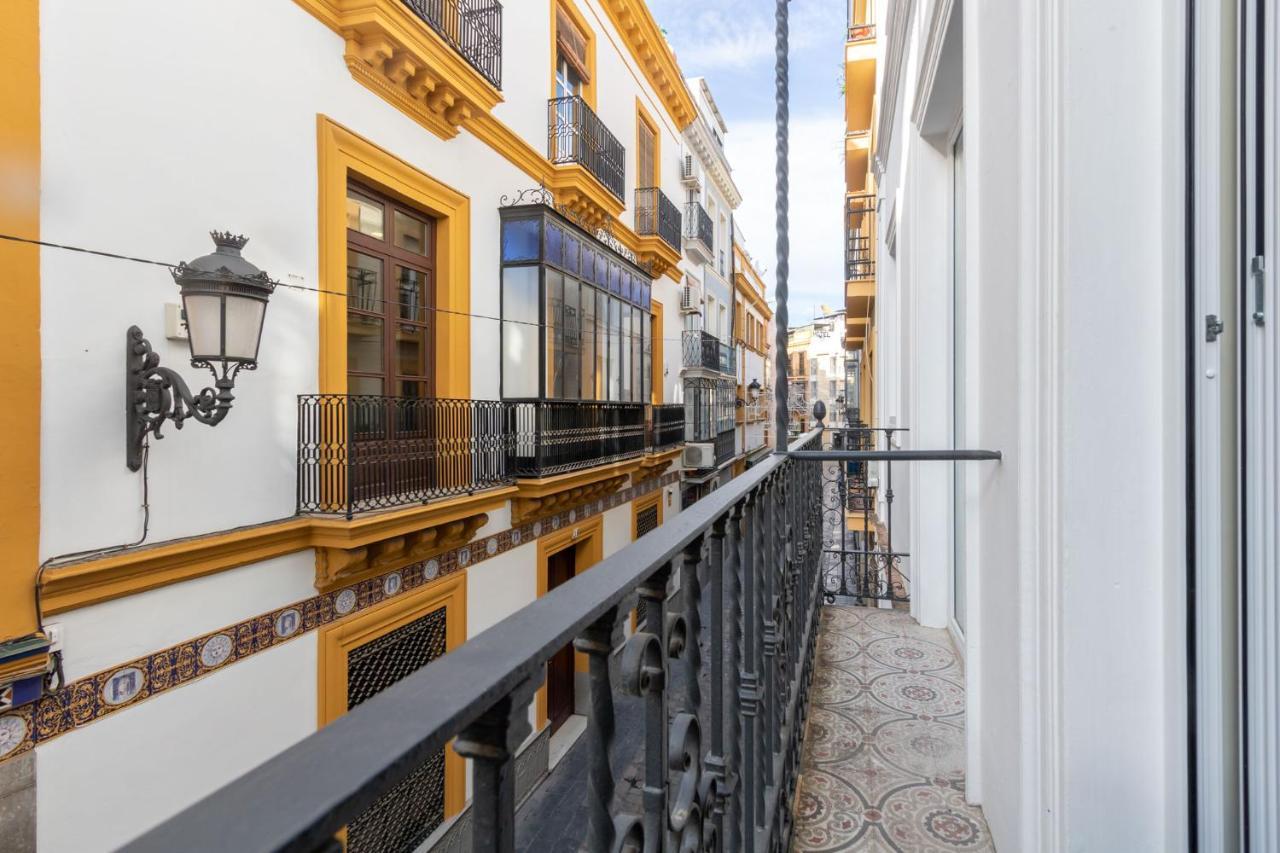 Harinas Central Apartments By Valcambre Sevilla Exterior foto